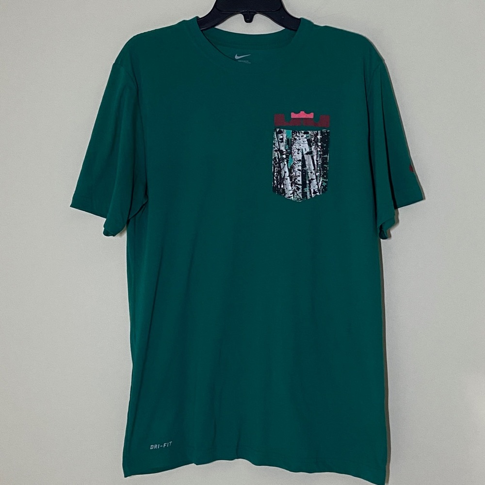 Nike LeBron James Casual Pocket Tee (Style:708258-346)